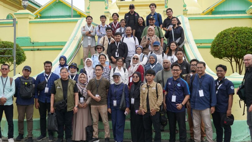 DSC05740-web-813×458