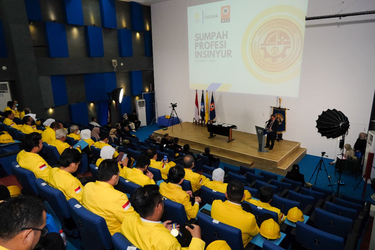 UI Faculty of Engineering Holds First Oath of Profession for 82