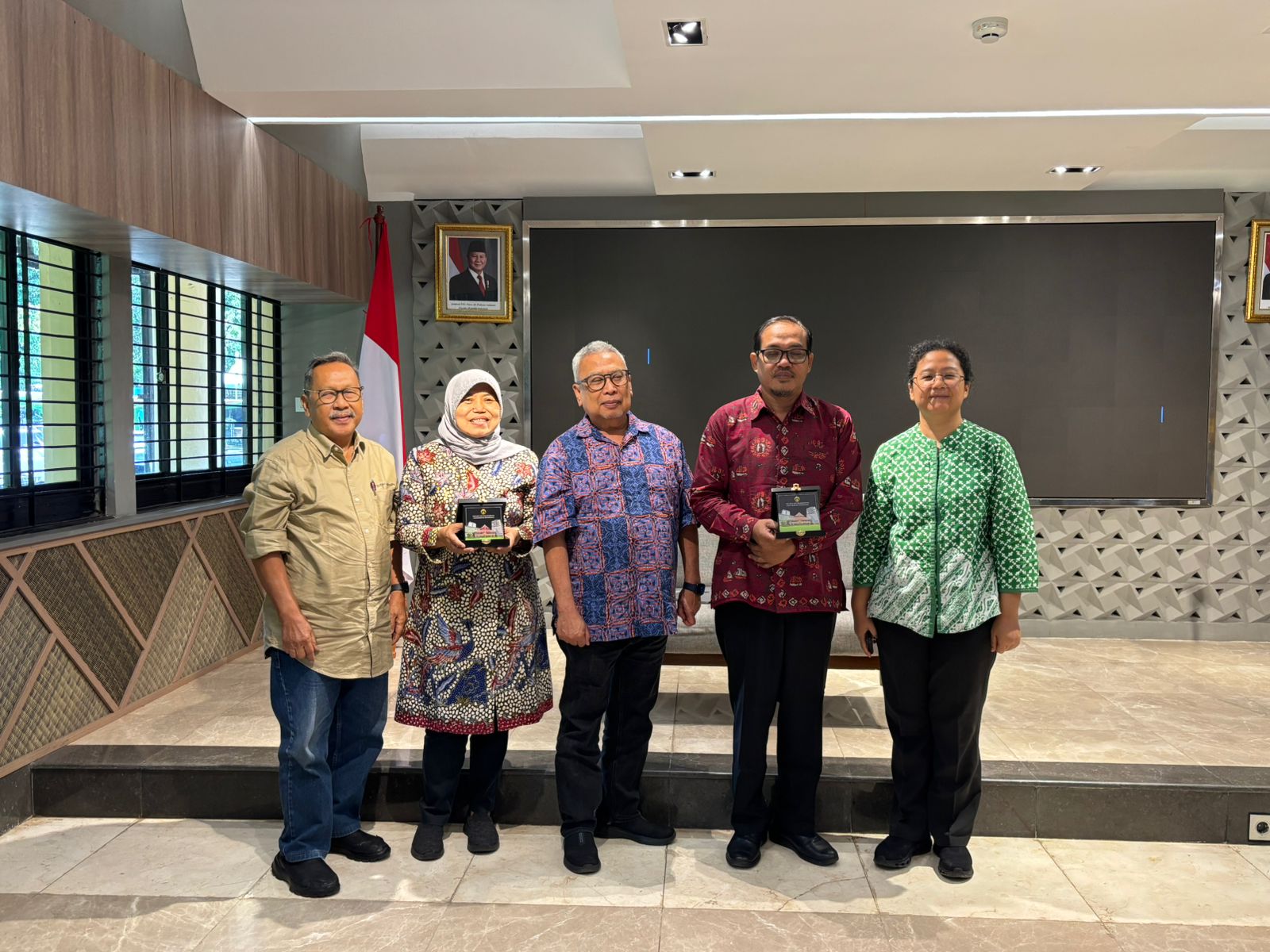 WhatsApp Image 2025-10-30 at 11.55.14